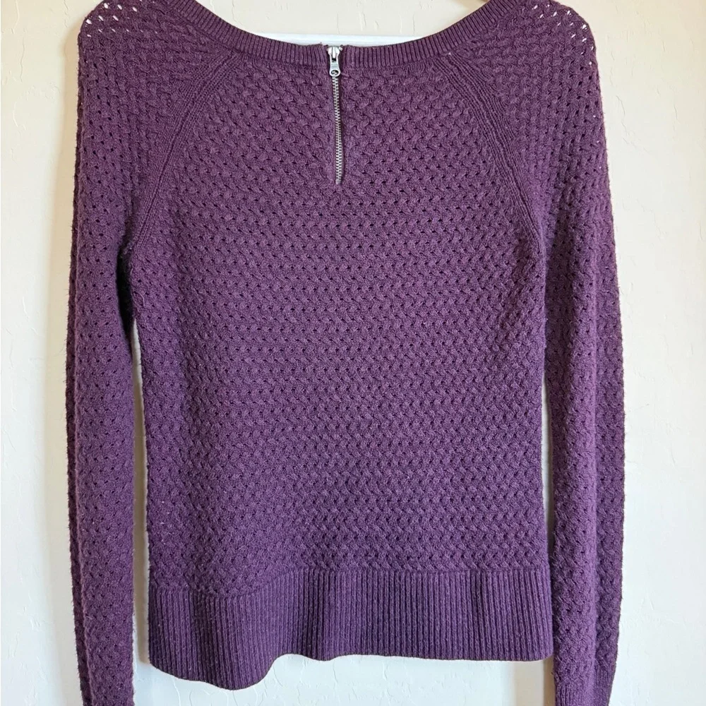 American Eagle Plum Open Knit Y2K form fit Purple Sweater